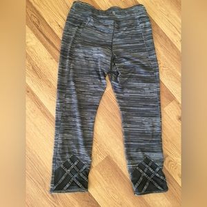 Champion crop leggings. 10. Good condition.